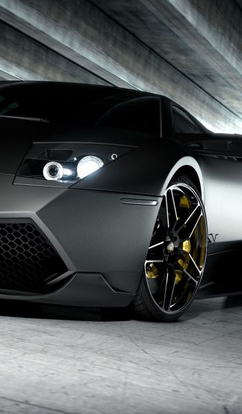 Обои 600x1024 черная Lamborghini, спортивная машина, темный