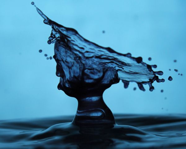 drop of water, blue, dark Wallpaper 1280x1024