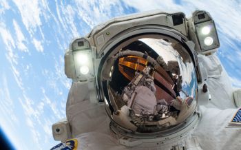 astronaut, selfie, planet earth Wallpaper 1920x1200