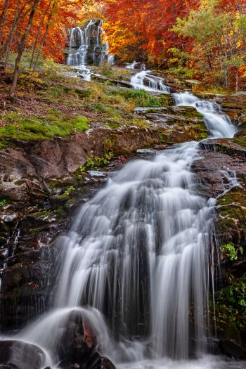 Dokchon Waterfall, Fanano, Province of Modena, Italy Wallpaper 640x960