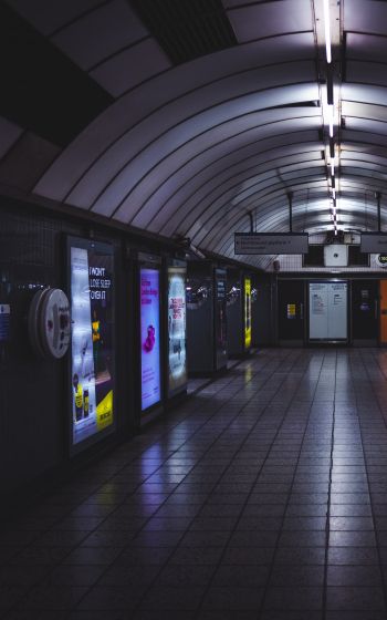 London, Great Britain, subway gg Wallpaper 1600x2560