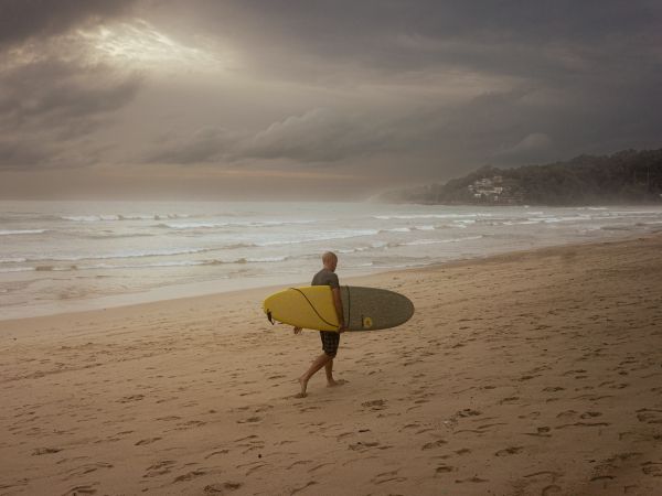 surfer, before the storm Wallpaper 800x600