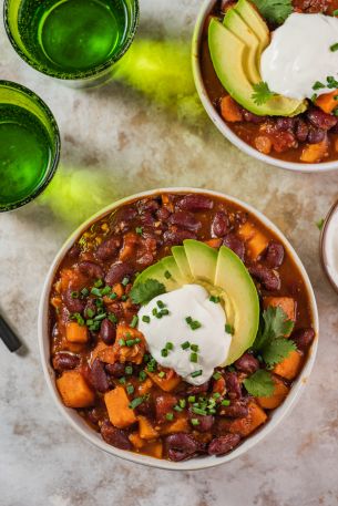 chili with beans Wallpaper 3915x5873
