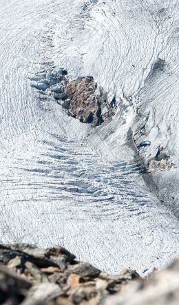 Mount Persian, Pontresina, Switzerland Wallpaper 600x1024