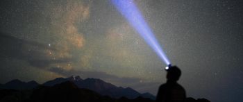 beam of light, night sky Wallpaper 2560x1080