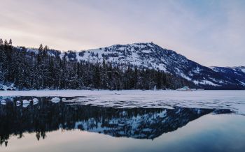 winter lake, mountain Wallpaper 2560x1600