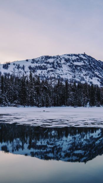 winter lake, mountain Wallpaper 640x1136