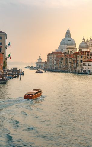 Обои 1600x2560 столичный город Венеция, Италия