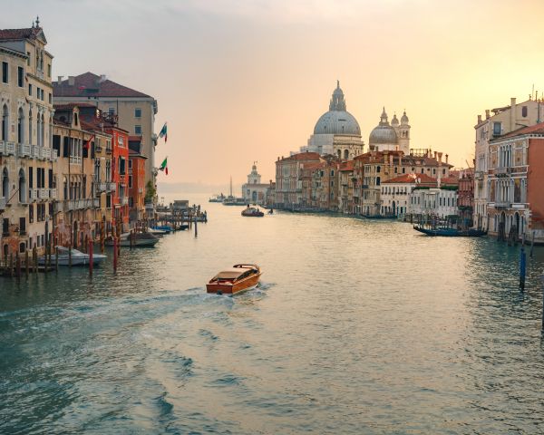 metropolitan city of venice, Italy Wallpaper 1280x1024