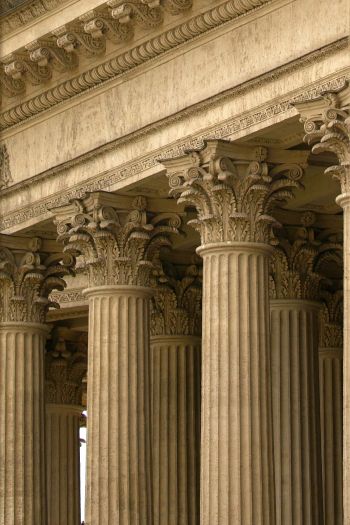 columns, cathedral Wallpaper 640x960