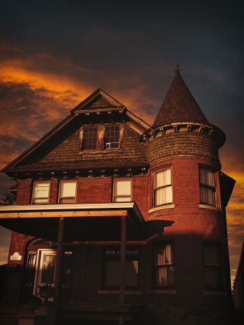 house with tower Wallpaper 2048x2732