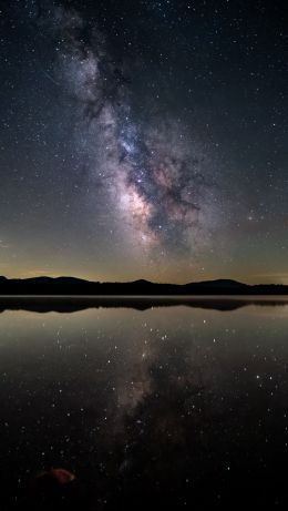 Indian Lake, New York, USA Wallpaper 640x1136