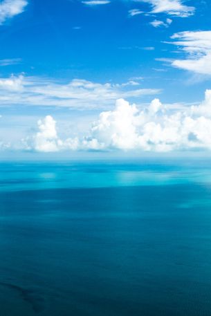 cumulus, sea, blue Wallpaper 640x960