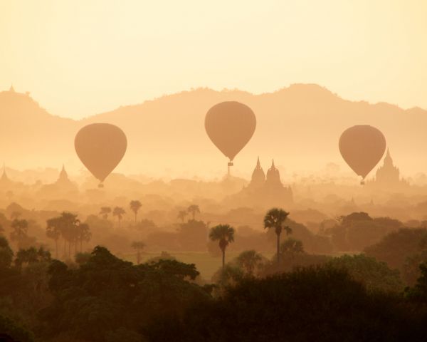 morning dawn, balloons Wallpaper 1280x1024