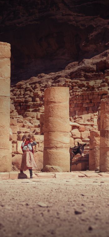 Petra, Jordan Wallpaper 1080x2340