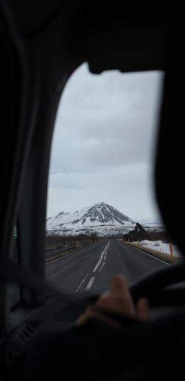 Обои 1080x2220 Исландия, путешествие на машине