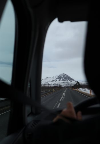 Обои 1668x2388 Исландия, путешествие на машине