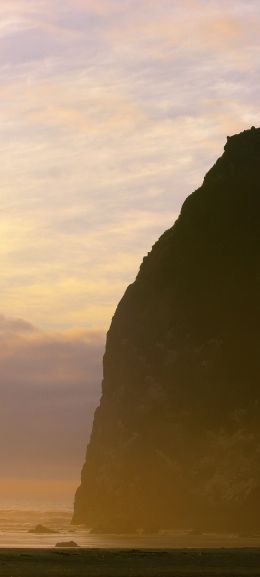 Cannon Beach, Oregon, USA Wallpaper 1080x2400