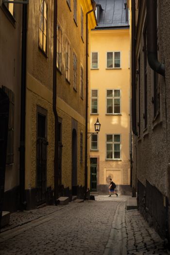 old town, Stockholm, Sweden Wallpaper 640x960