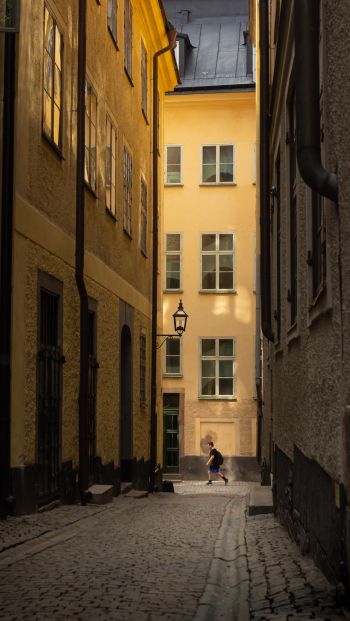 old town, Stockholm, Sweden Wallpaper 640x1136