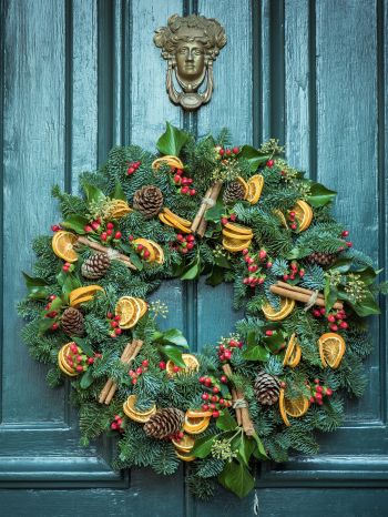 Christmas wreath, decoration, christmas Wallpaper 1668x2224