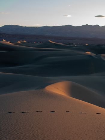 Death Valley, California, USA Wallpaper 1620x2160