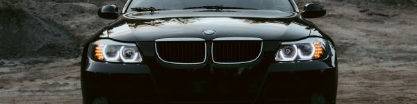 black bmw Wallpaper 1590x400