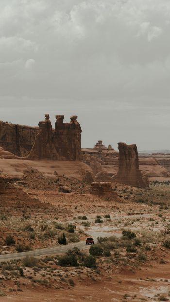 Moab, Utah, USA Wallpaper 640x1136