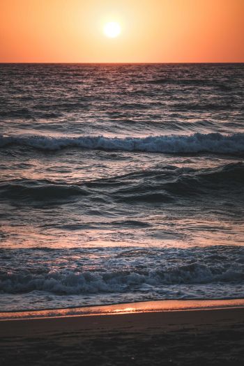 sunset at sea Wallpaper 640x960