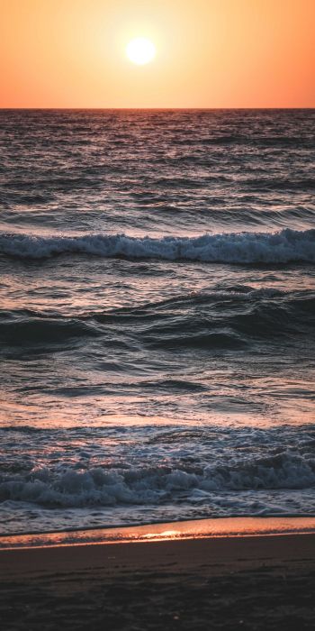 sunset at sea Wallpaper 720x1440