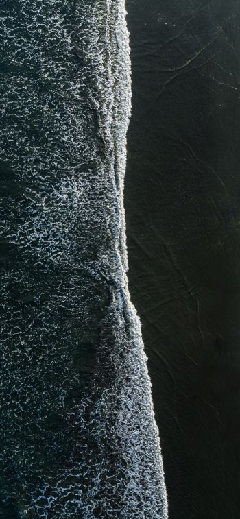 sea coast, waves Wallpaper 828x1792