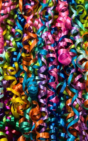 confetti, colorful ribbons Wallpaper 1752x2800