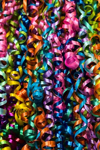confetti, colorful ribbons Wallpaper 640x960