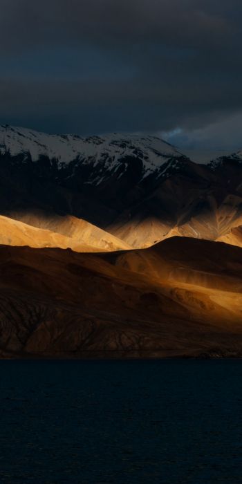Lake Pangong, Leh Ladakh Wallpaper 720x1440