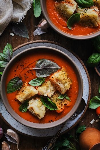 tomato soup, food Wallpaper 640x960