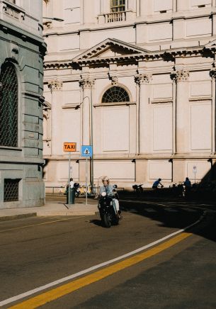 Milan, metropolitan city of milan, Italy Wallpaper 1668x2388