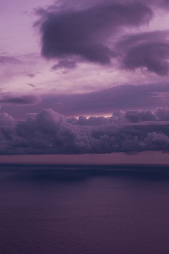 night sea, lilac Wallpaper 640x960