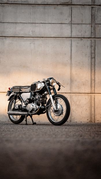 Yamaha motorcycle Wallpaper 640x1136