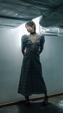 Oriental girl in a dress Wallpaper 2160x3840