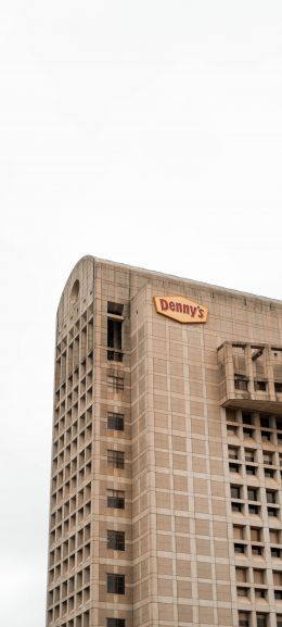 Denny's building Wallpaper 720x1600
