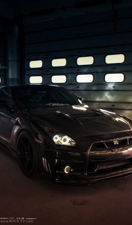 Обои 600x1024 NIssan Skyline GTR R35, мустанг, спортивная машина