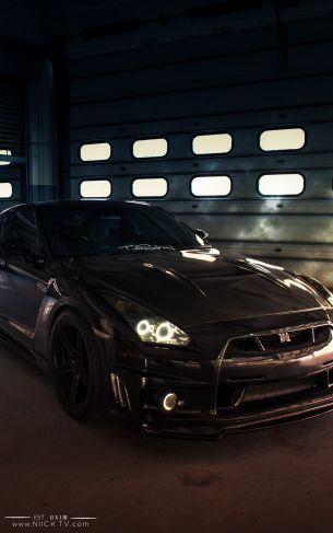 Обои 1752x2800 NIssan Skyline GTR R35, мустанг, спортивная машина