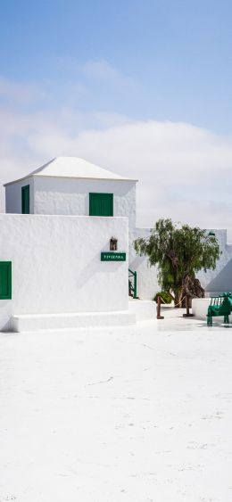 Lanzarote, Spain Wallpaper 1080x2340