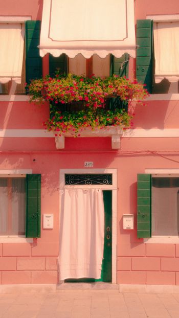 Burano, Venice, metropolitan city of venice, Italy Wallpaper 1440x2560