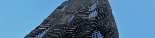 Wavy building, Chicago, Illinois, USA Wallpaper 1590x400