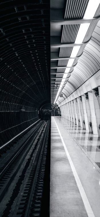 subway, black and white, Moscow Wallpaper 1080x2340