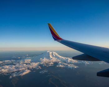 airplane wing, flight, Mount Rainier Wallpaper 1280x1024