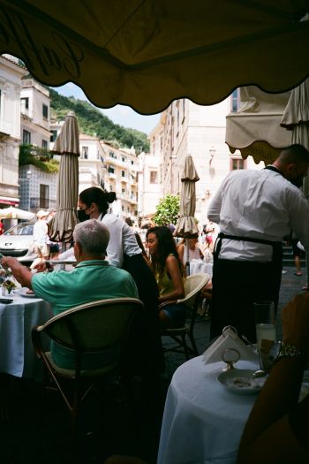 Amalfi, Italy, restaurant Wallpaper 640x960