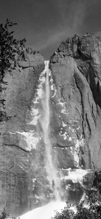 Yosemite Falls, Yosemite National Park, California, USA Wallpaper 1284x2778