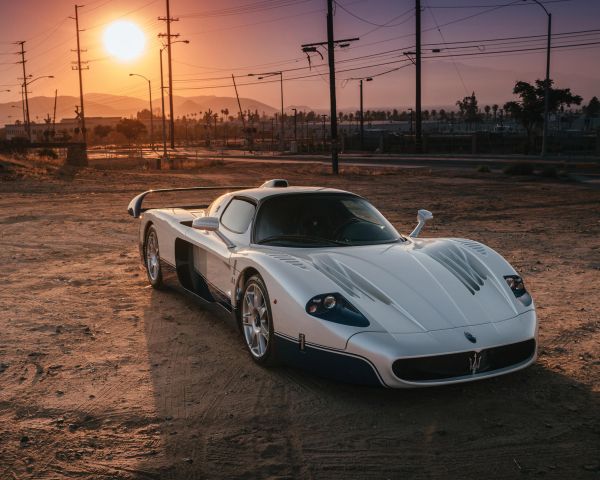 Обои 1280x1024 Maserati MC12, спорткар, закат